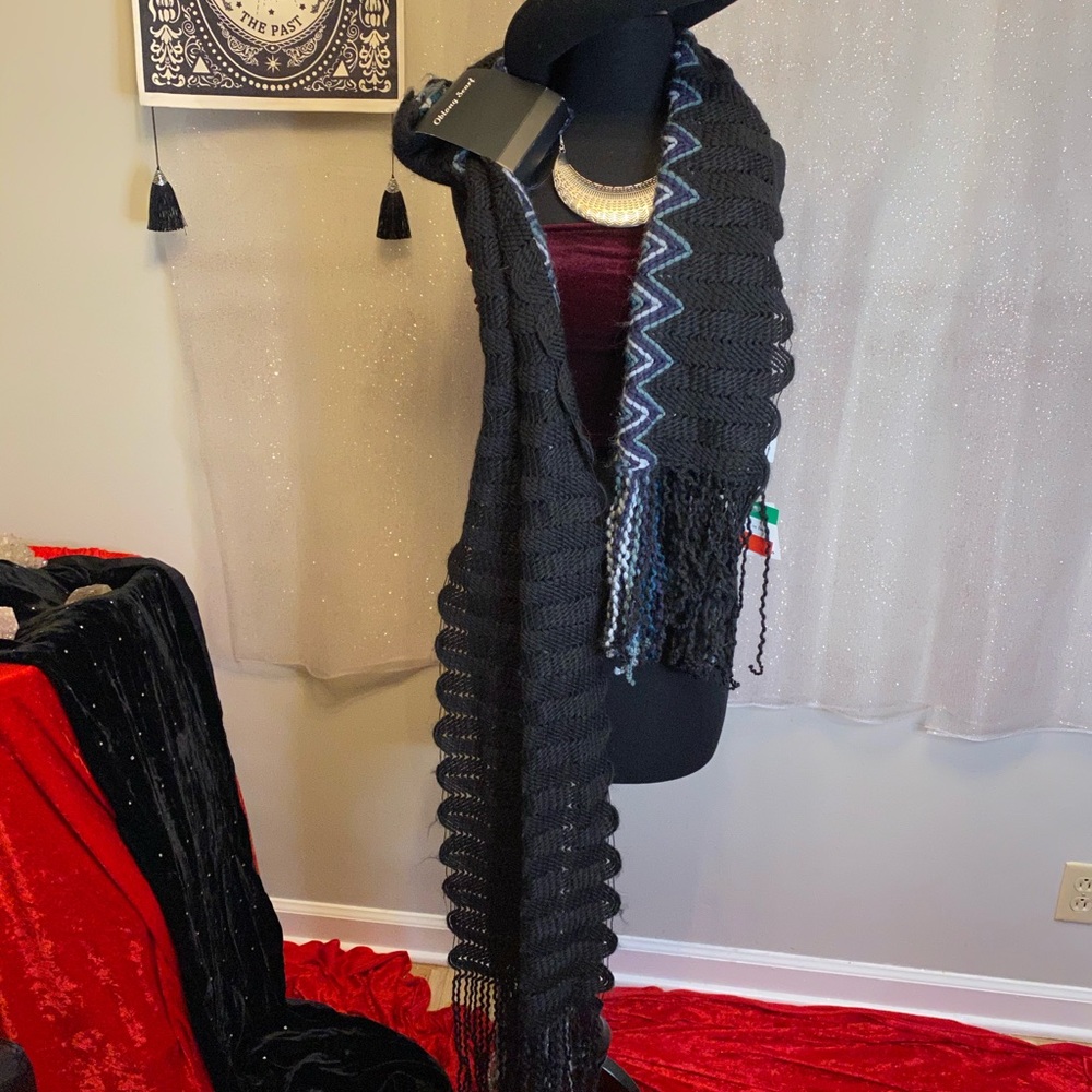 NWT made in Italy Oblong Scarf